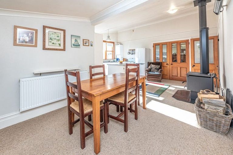 Photo of property in 5 Argyle Street, Whanganui, 4500