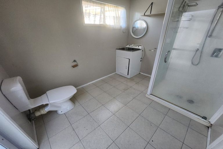 Photo of property in 216 Russell Road, Manurewa, Auckland, 2102