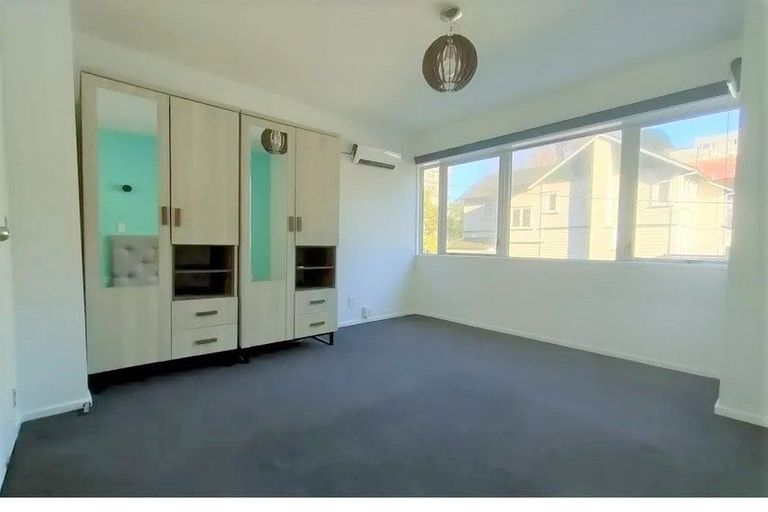 Photo of property in Iona Towers, 102/140 Abel Smith Street, Te Aro, Wellington, 6011