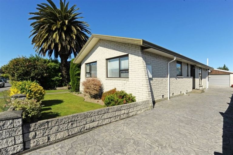 Photo of property in 11 Nyoli Street, Northcote, Christchurch, 8052
