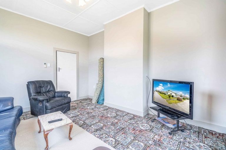 Photo of property in 374 Tay Street, Turnbull Thomson Park, Invercargill, 9810