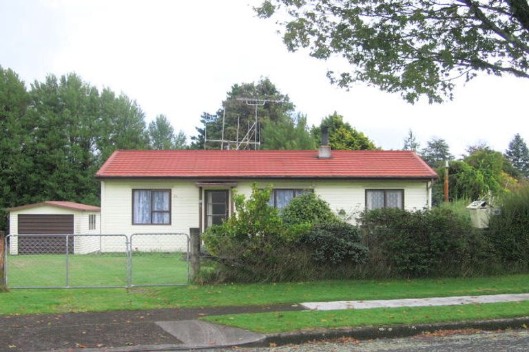 Photo of property in 18 Carrington Crescent, Tokoroa, 3420