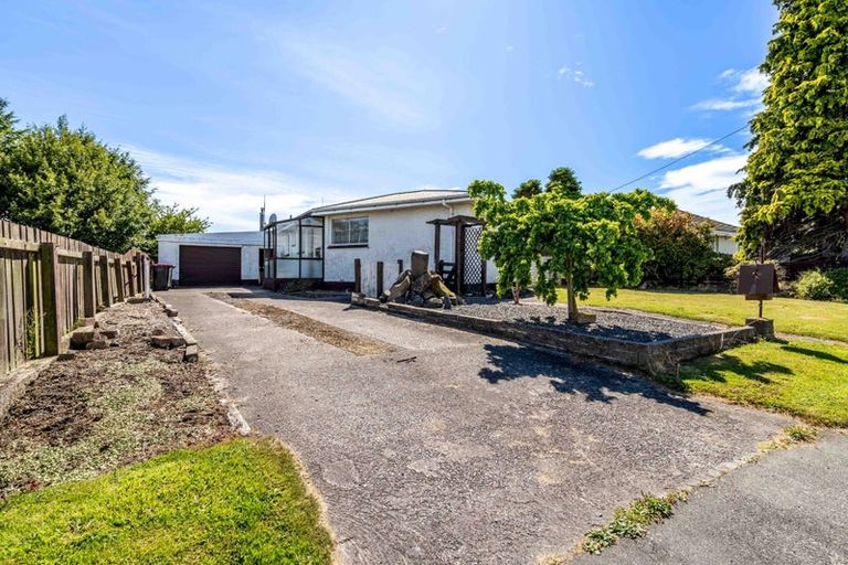 Photo of property in 11 Hamilton Street, East Gore, Gore, 9710