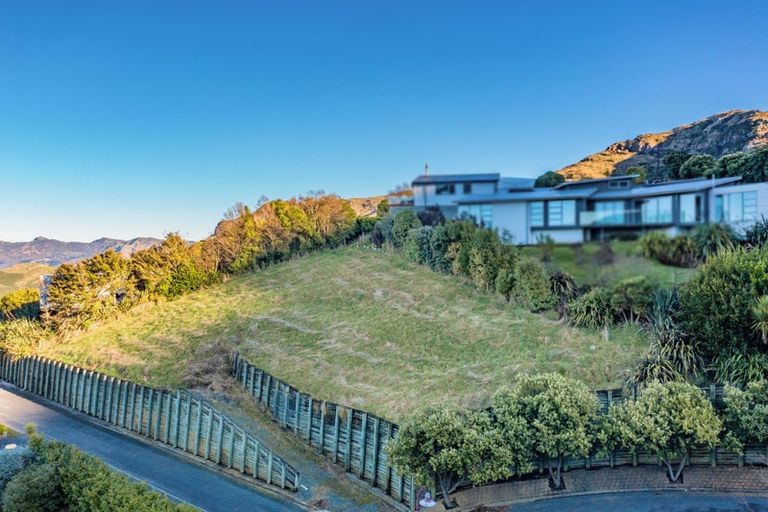 Photo of property in 11 Hyllton Heights, Lyttelton, 8082