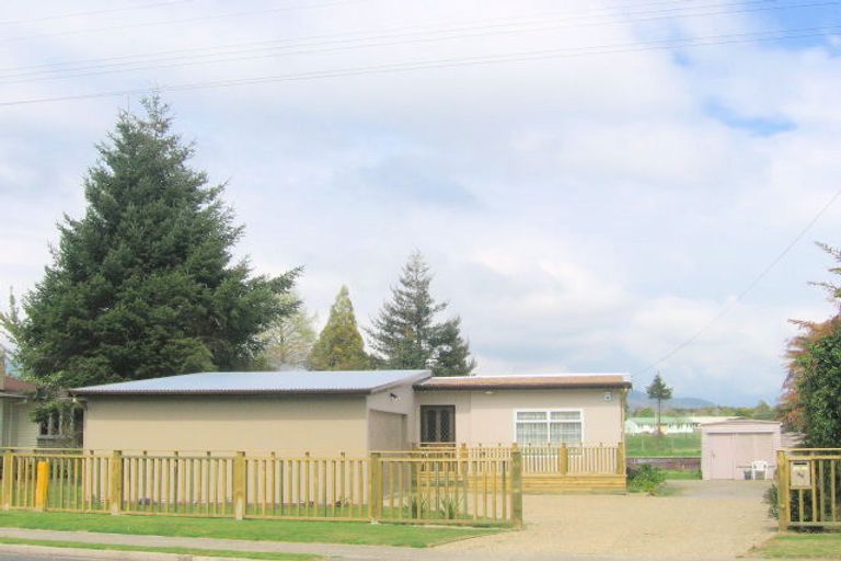 Photo of property in 26 Robinson Avenue, Holdens Bay, Rotorua, 3010