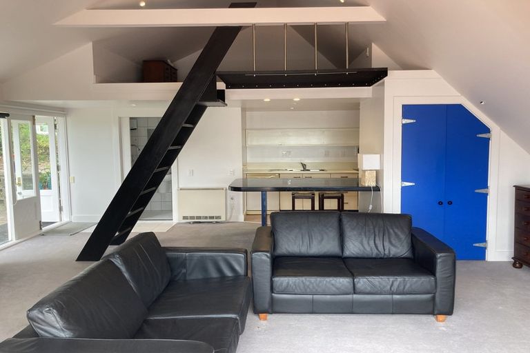 Photo of property in 133a Breaker Bay Road, Breaker Bay, Wellington, 6022