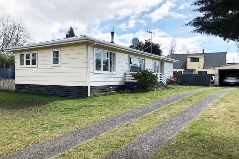 Photo of property in 5 Rea Grove, Turangi, 3334