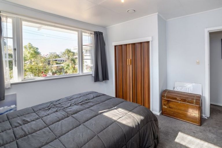 Photo of property in 11 Madden Place, Solway, Masterton, 5810