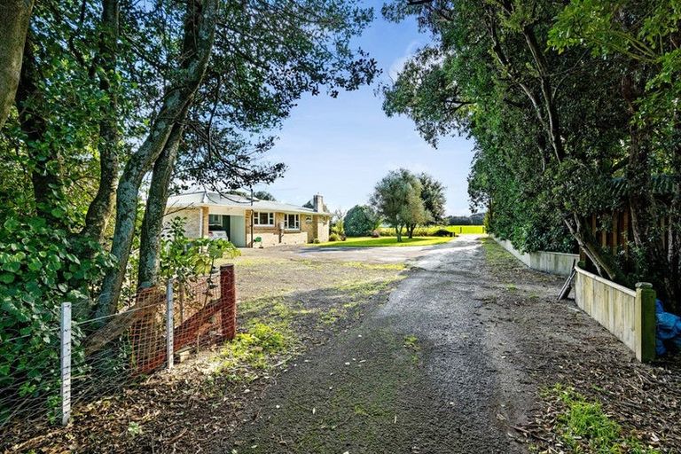 Photo of property in 1277 South Road, Manaia, Hawera, 4678