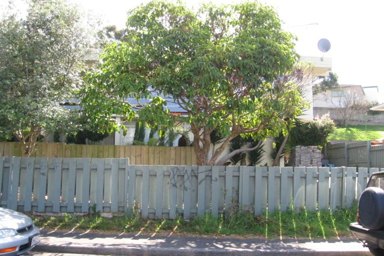 Property details for 5/4 Don Croot Street, Morningside, Auckland, 1021
