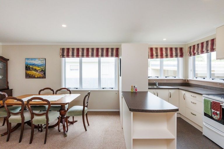 Photo of property in 4 Macmillan Place, Feilding, 4702