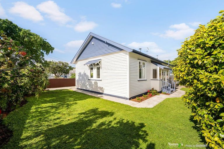 Photo of property in 40 Pharazyn Street, Melling, Lower Hutt, 5010