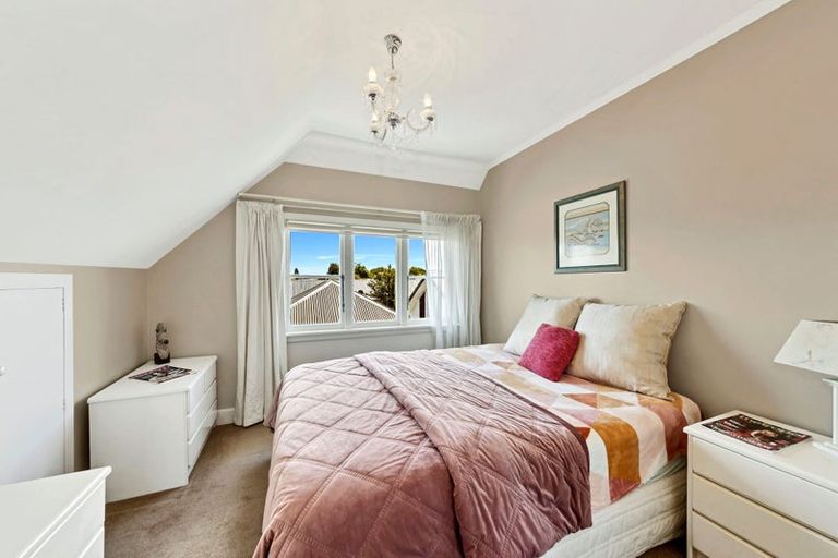 Photo of property in 36 Wades Avenue, Saint Martins, Christchurch, 8022