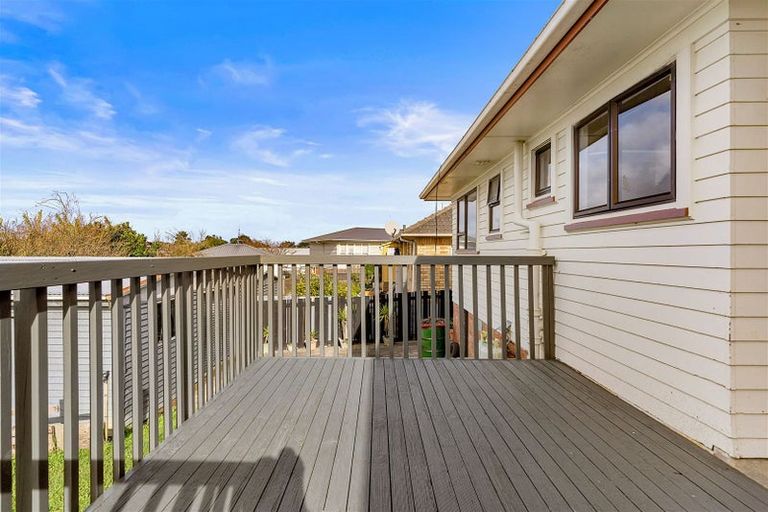 Photo of property in 58 Thompson Terrace, Manurewa, Auckland, 2102