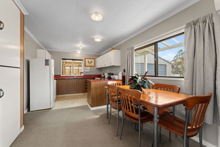 Photo of property in 5 Linklater Avenue, Foxton Beach, Foxton, 4815