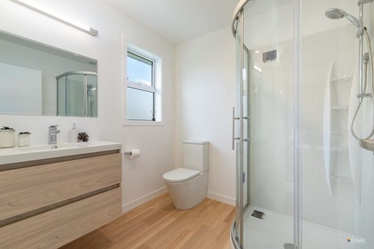 Photo of property in 33a Sheridan Crescent, Trentham, Upper Hutt, 5018