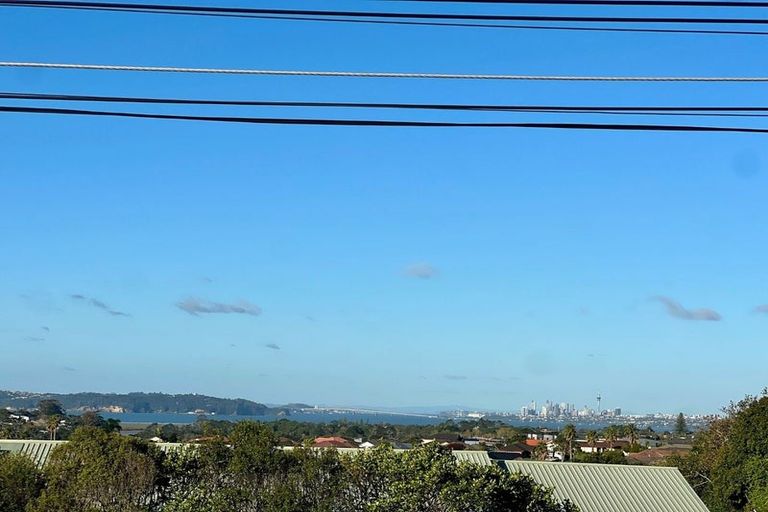 Photo of property in 3/504 Don Buck Road, Massey, Auckland, 0614