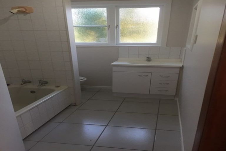 Photo of property in 25 Liverpool Street, Papakura, 2110