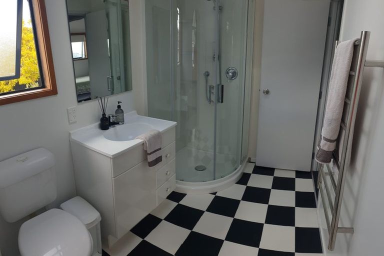 Photo of property in 2/274 Rangatira Road, Beach Haven, Auckland, 0626