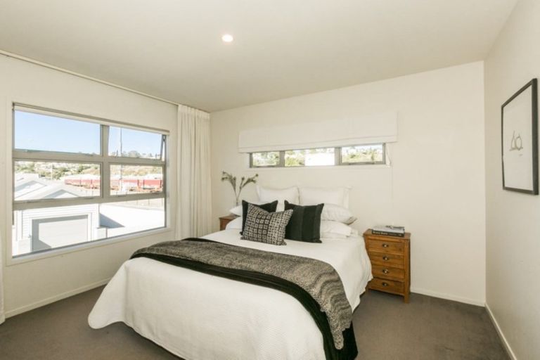 Photo of property in 12 Winston Lane, Ahuriri, Napier, 4110