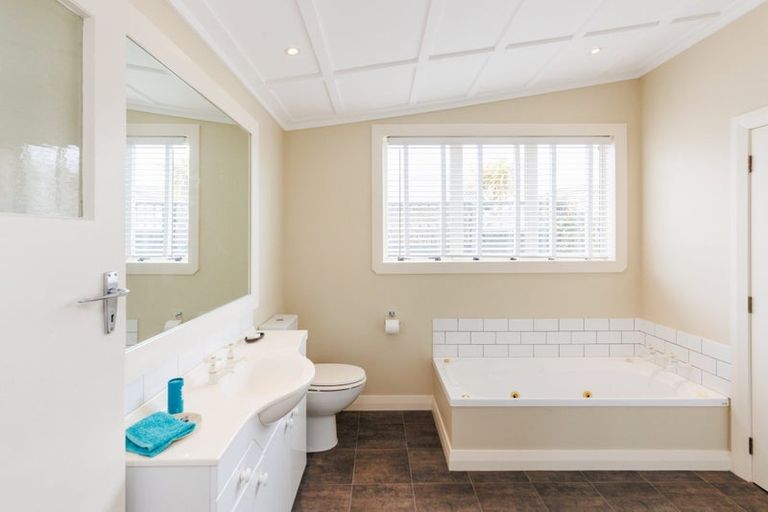 Photo of property in 44 Church Street, Awapuni, Palmerston North, 4412