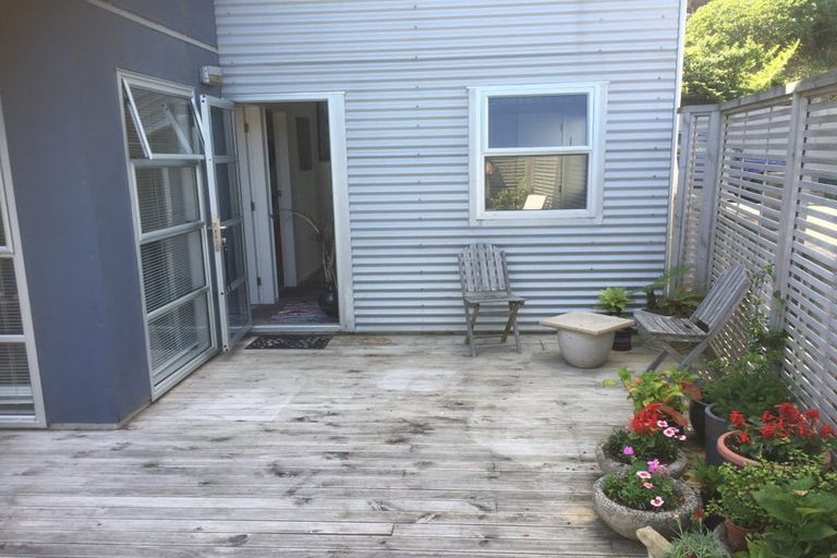 Photo of property in 11 Rhine Street, Island Bay, Wellington, 6023