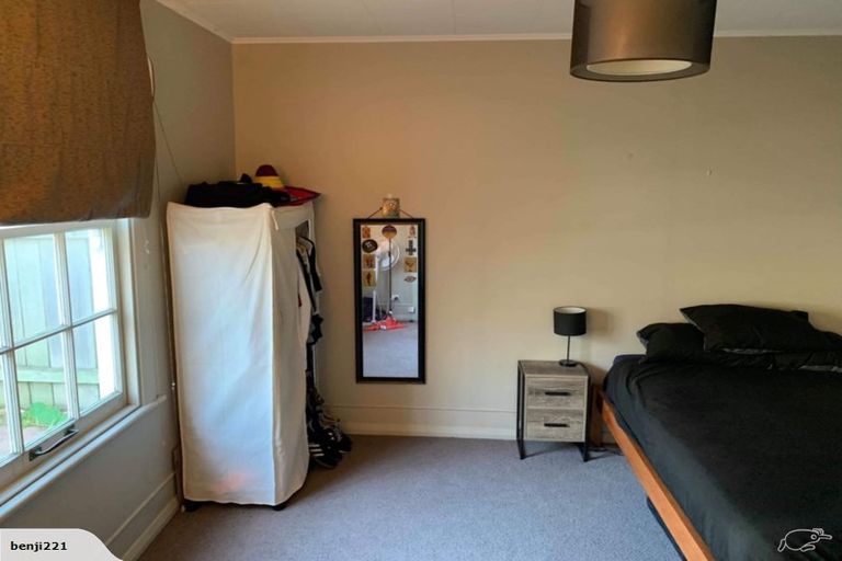 Photo of property in 31 Moir Street, Mount Victoria, Wellington, 6011