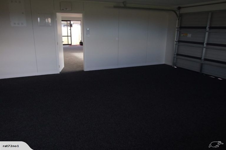 Photo of property in 22 Freedom Drive, Kelvin Grove, Palmerston North, 4414