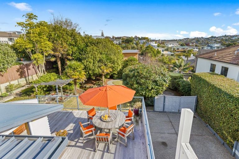 Photo of property in 7 Kowhai Road, Mairangi Bay, Auckland, 0630