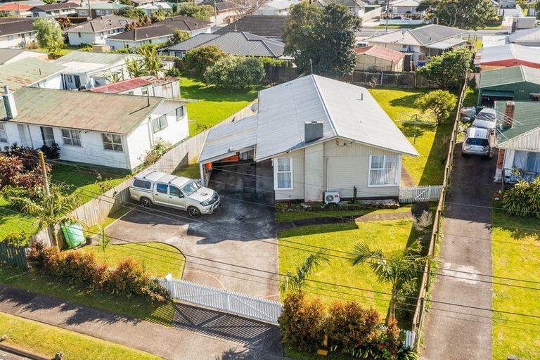 Photo of property in 35 Steven Street, Mangere East, Auckland, 2024