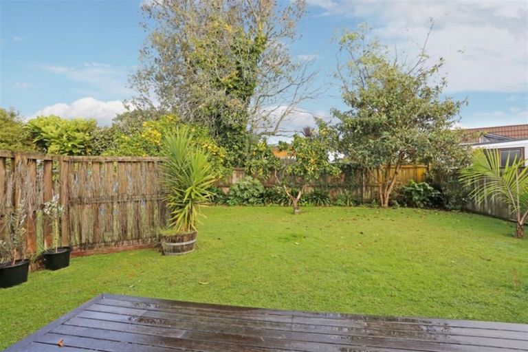 Photo of property in 20 Mason Avenue, Pukekohe, 2120
