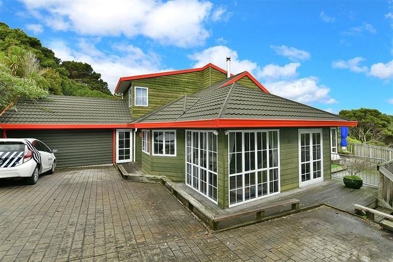 Photo of property in 20c Poplar Road, Stanmore Bay, Whangaparaoa, 0932