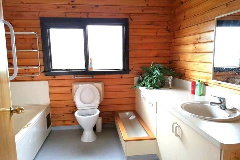 Photo of property in 238 Major Hornbrook Road, Mount Pleasant, Christchurch, 8081