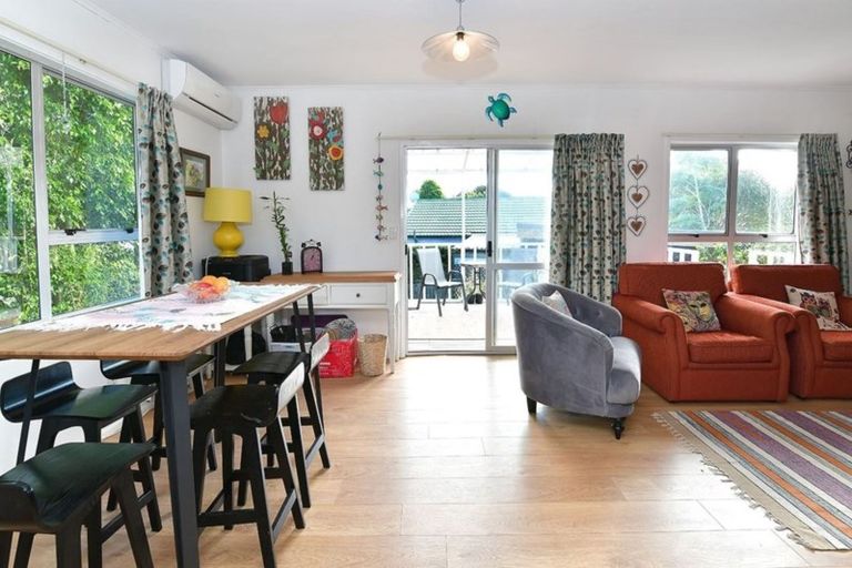 Photo of property in 3/17 Brandon Road, Manly, Whangaparaoa, 0930