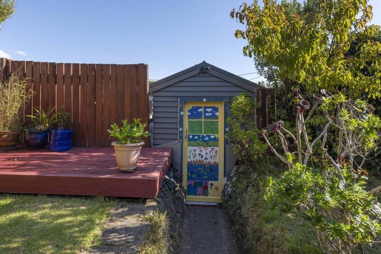 Photo of property in 3 Newton Street, Fitzroy, New Plymouth, 4312