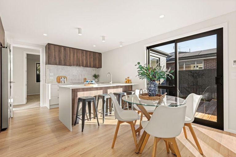 Photo of property in 1/123 Kennedys Bush Road, Halswell, Christchurch, 8025