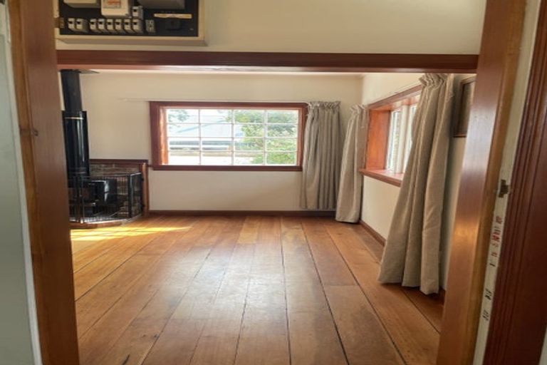 Photo of property in 36 Daniell Street, Featherston, 5710