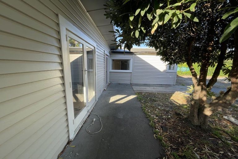 Photo of property in 318 Pages Road, Wainoni, Christchurch, 8061