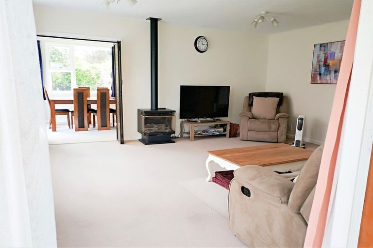 Photo of property in 17 Springhill Street, Avonhead, Christchurch, 8042