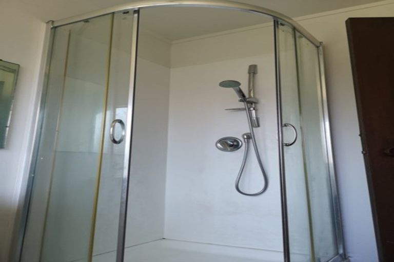 Photo of property in 3/7 Highland Park Drive, Highland Park, Auckland, 2010