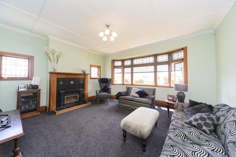 Photo of property in 20 Perrin Place, Kelvin Grove, Palmerston North, 4414
