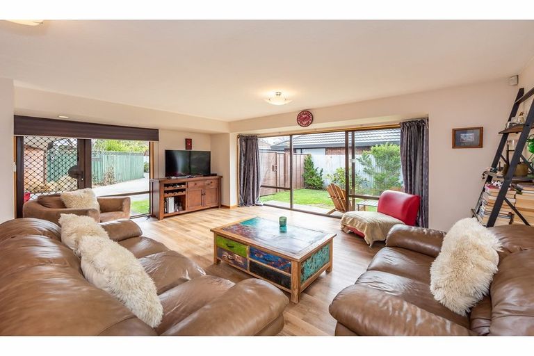Photo of property in 2/20 Therese Street, Spreydon, Christchurch, 8024