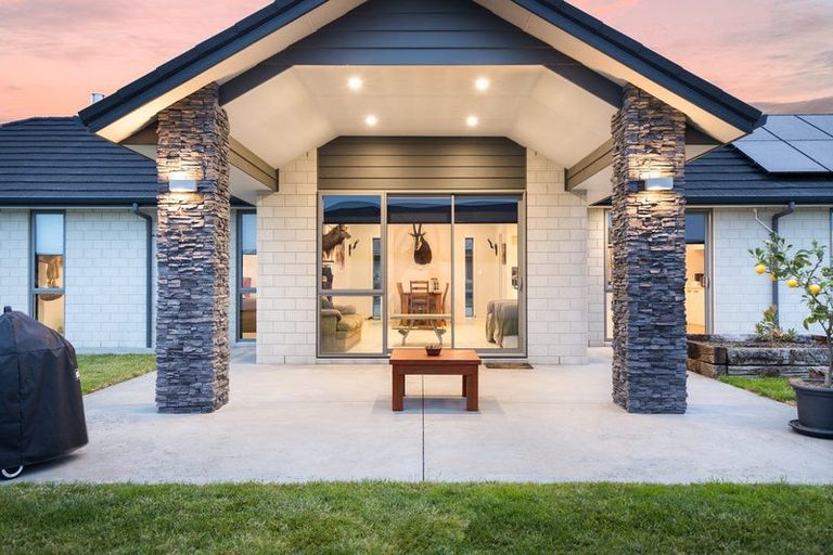 Photo of property in 51 Baxter Michael Crescent, Cambridge, 3434