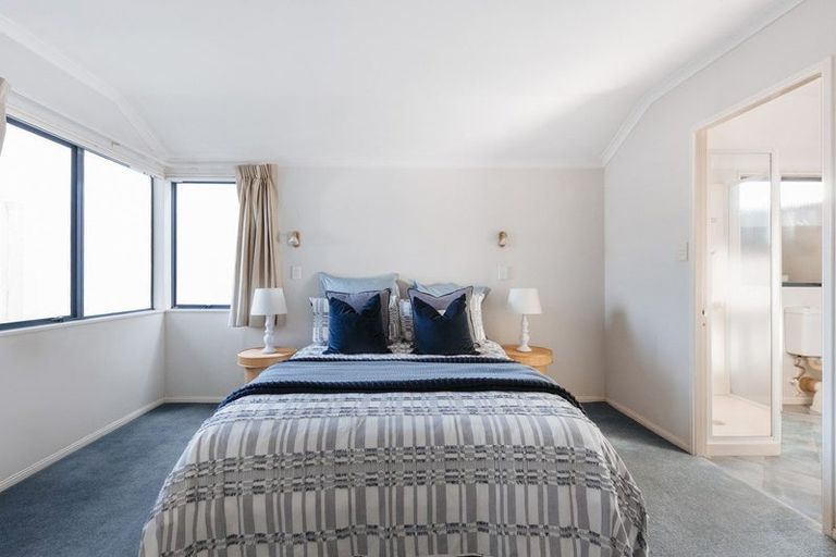 Photo of property in 53 Dalton Drive, Papamoa Beach, Papamoa, 3118