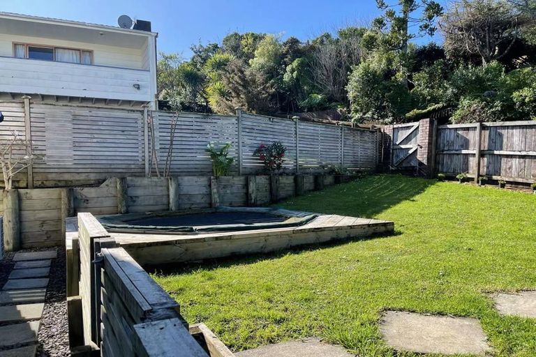 Photo of property in 49a Wyoming Avenue, Murrays Bay, Auckland, 0630