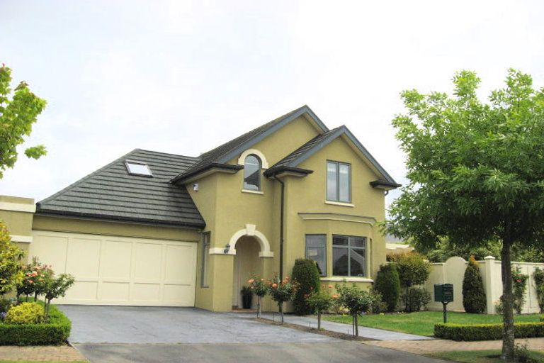 Photo of property in 10 Matisse Place, Burnside, Christchurch, 8053