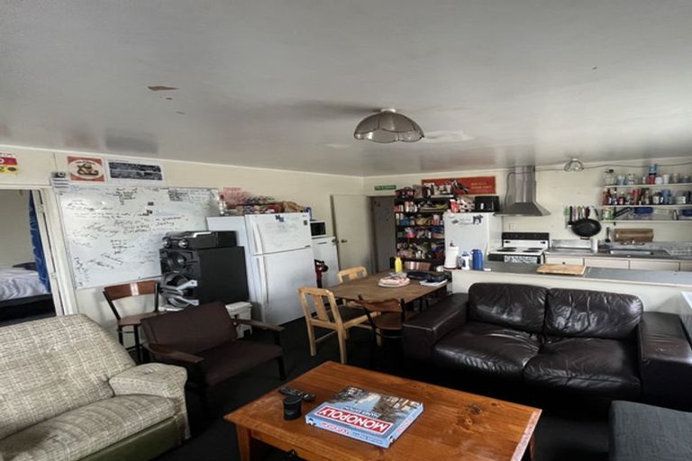 Photo of property in 215 Leith Street, North Dunedin, Dunedin, 9016