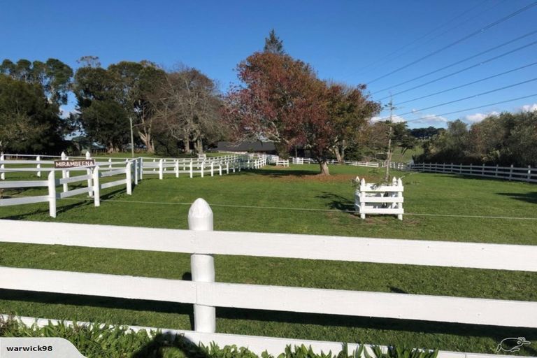 Photo of property in 185 Redoubt Road, Flat Bush, Auckland, 2019