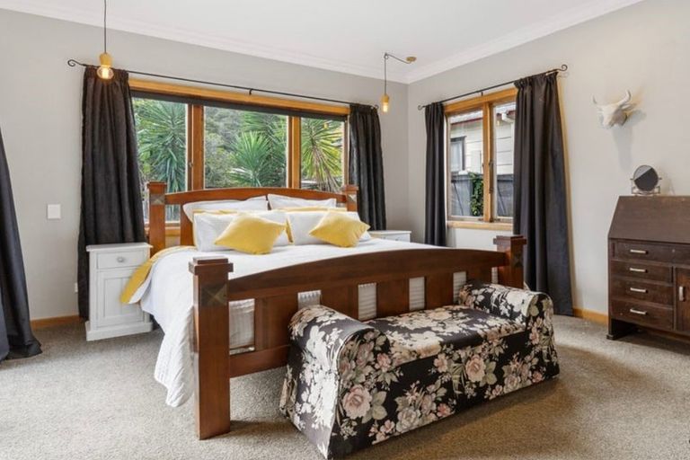 Photo of property in 9 Peguero Place, Totara Heights, Auckland, 2105