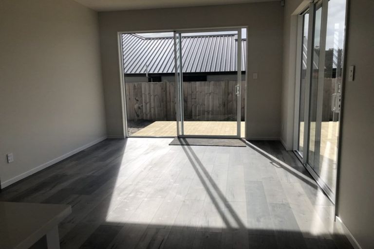 Photo of property in 11 Raymond Grace Avenue, Huapai, Kumeu, 0810